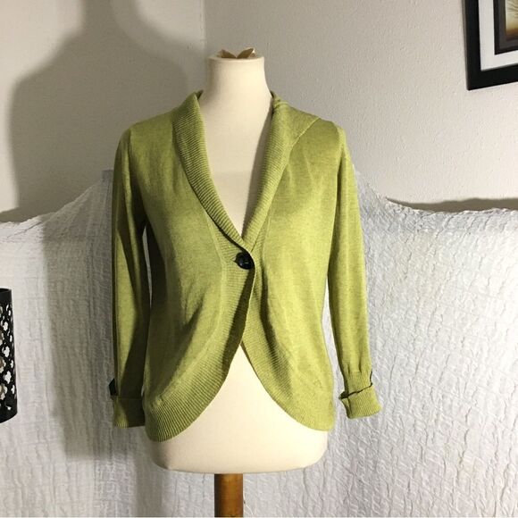Cabi
Green Hooded Cardigan Style #282 Size Small - Picture 2 of 13